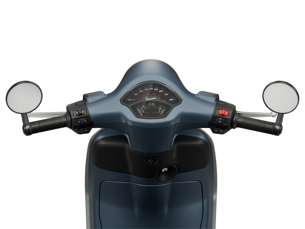 Vespa Primavera Officina 8 Cockpit